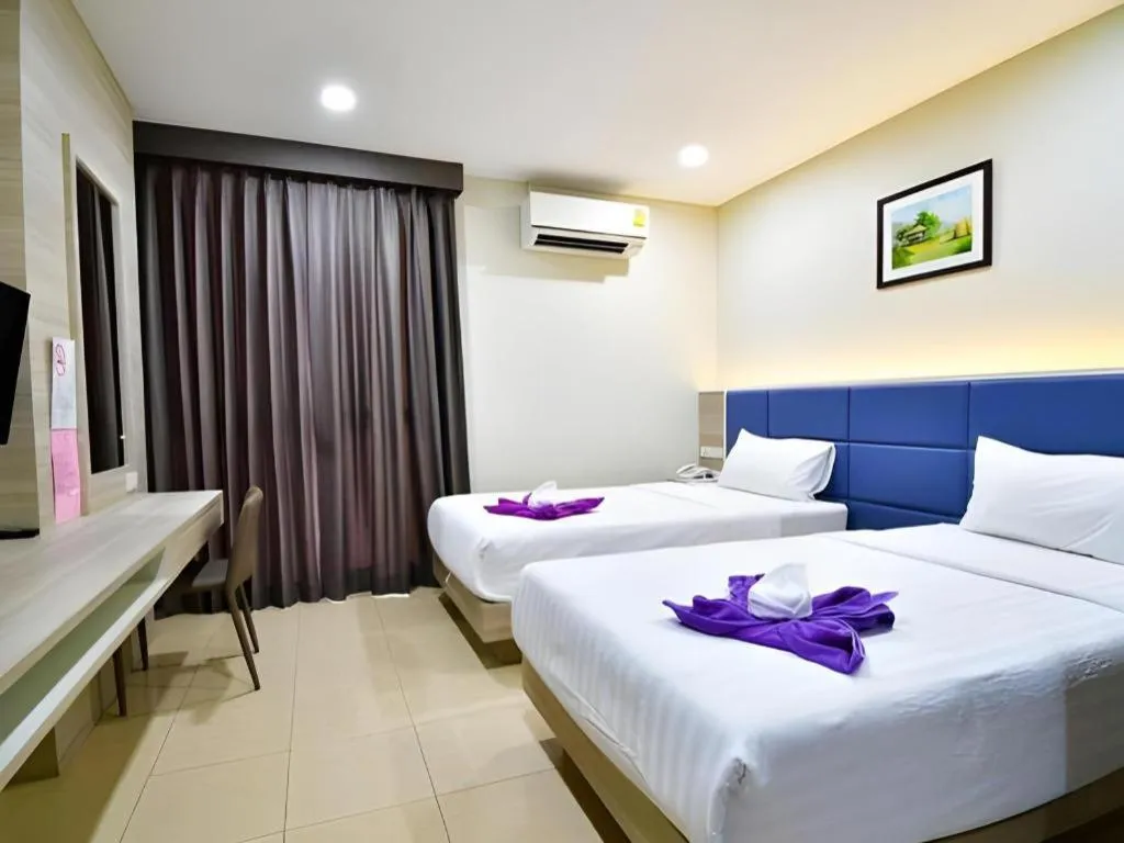 Bed in Sattahip 9 Boutique Hotel