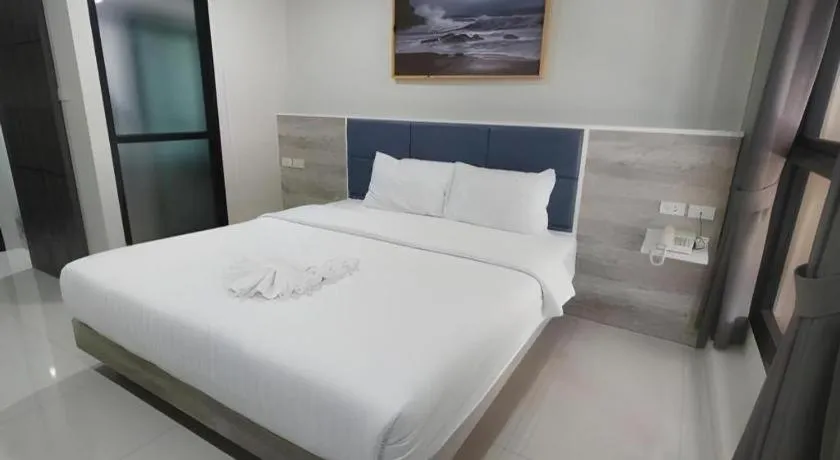 Bed in Sattahip 9 Boutique Hotel