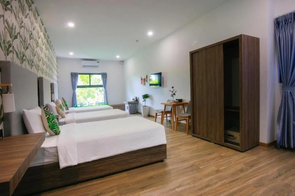 Bed in Green Oasis Hotel