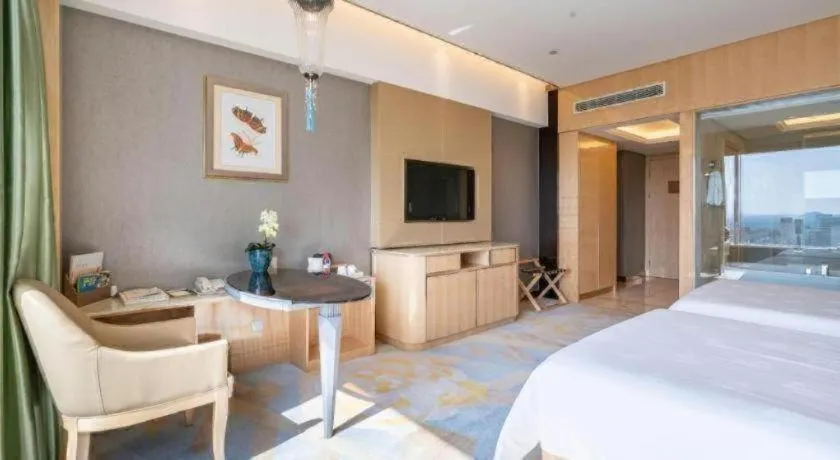 Bed in Shanghai Fuyue Hotel