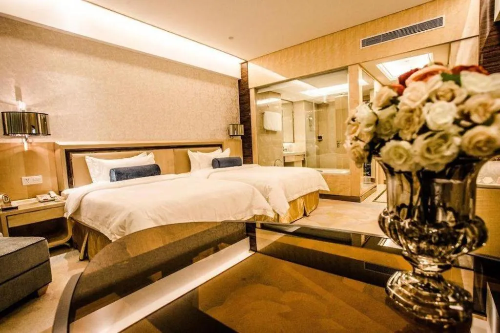 Bed in Shanghai Fuyue Hotel