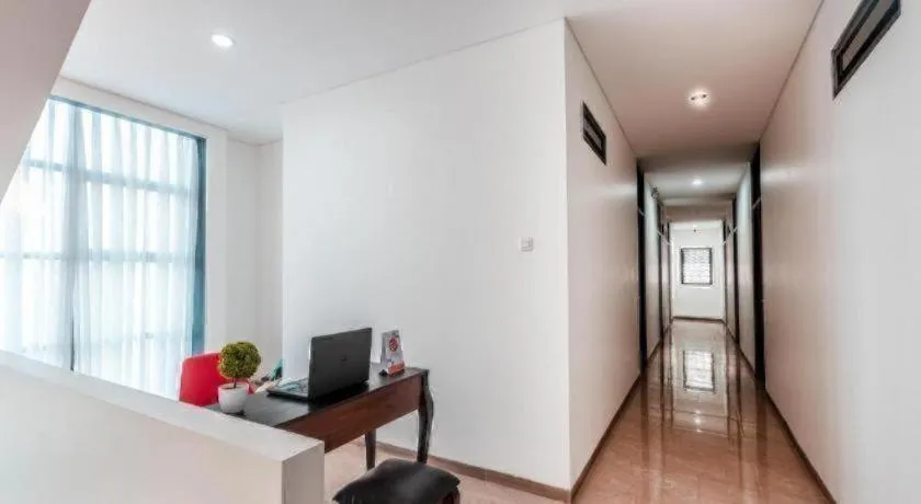 OYO 1580 D'rhea Syariah