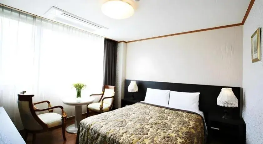 Bed in Danyang tourist hotel Edelweiss Bed in Danyang tourist hotel Edelweiss
