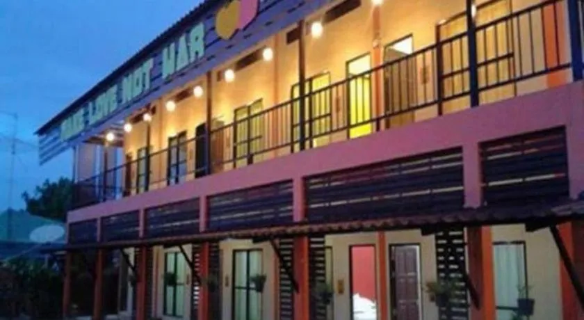 Sawasdee River Kwai Lodge