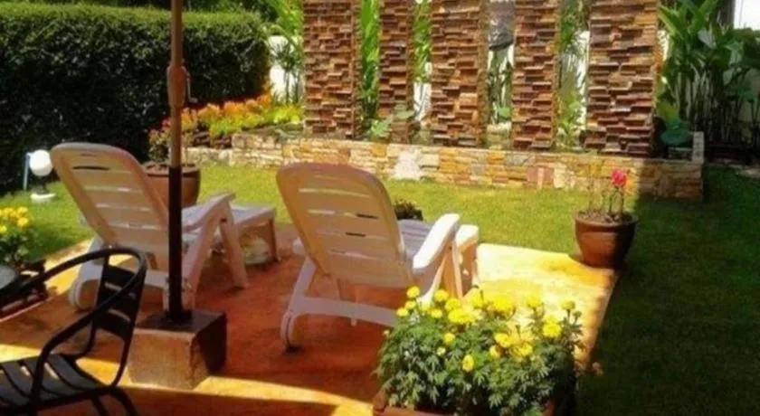 Sawasdee River Kwai Lodge