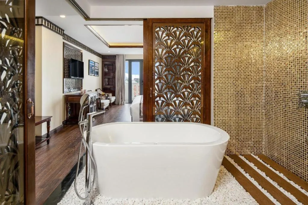 Le Pavillon Hoi An Paradise Hotel & Spa