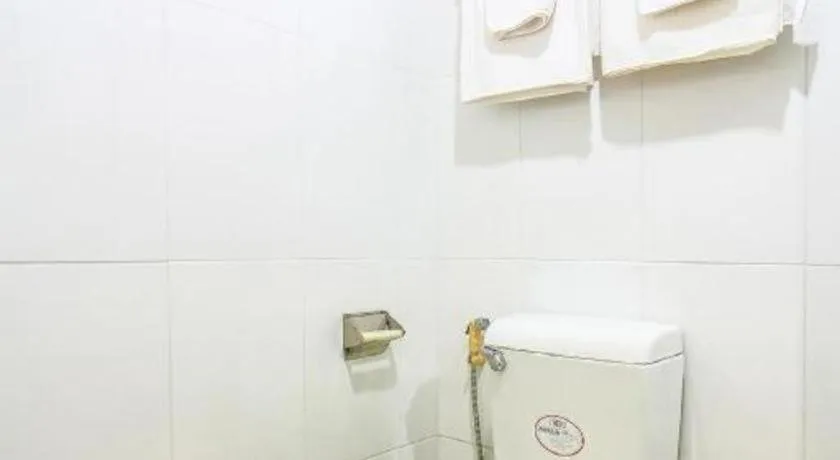 OYO 383 White inn hotel