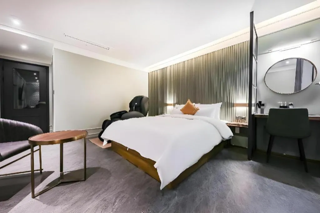 Bed in Cheongju Maryjane Hotel