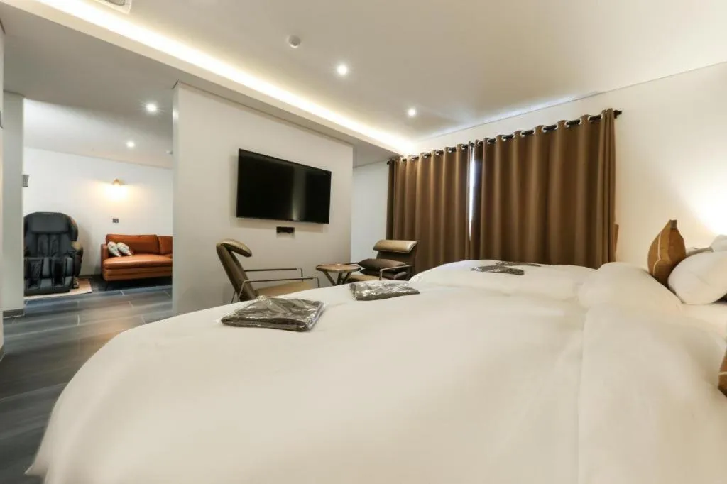 Bed in Cheongju Maryjane Hotel