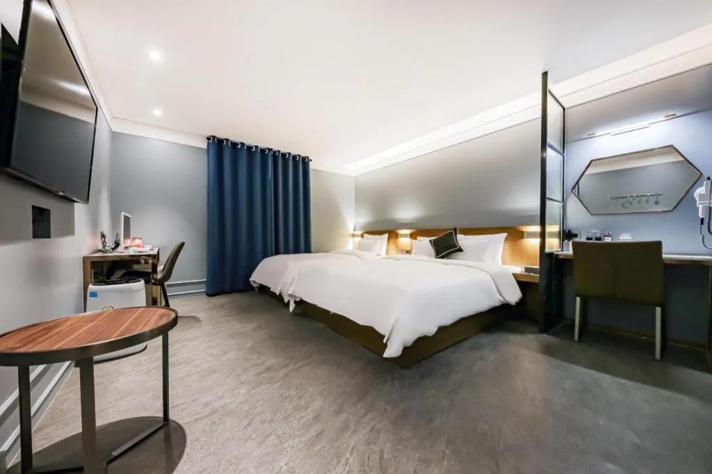 Bed in Cheongju Maryjane Hotel