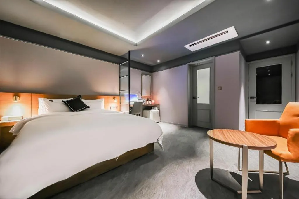 Bed in Cheongju Maryjane Hotel