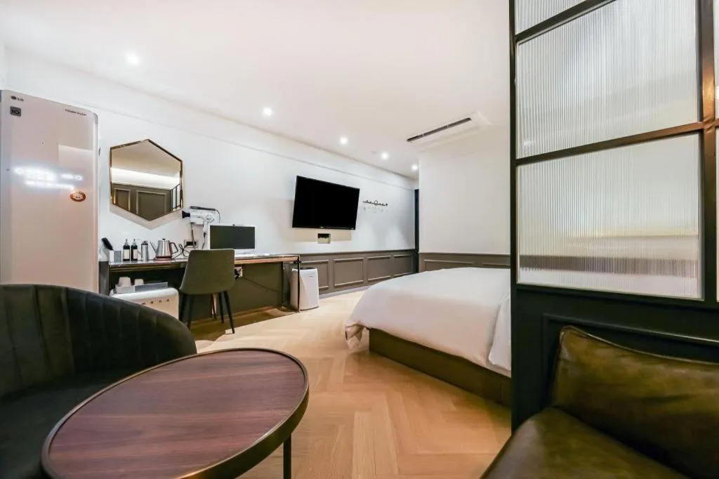 Bed in Cheongju Maryjane Hotel