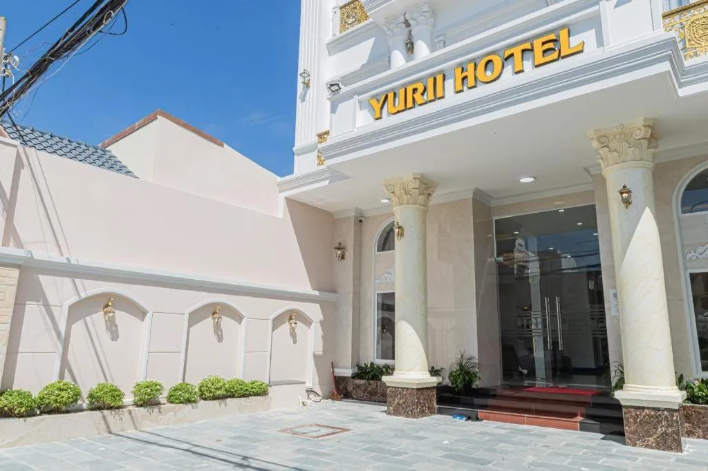 Yurii Hotel