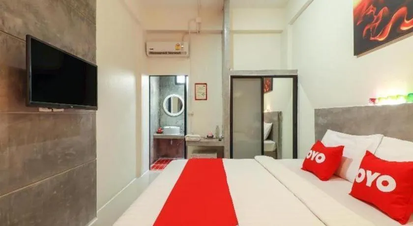 Bed in OYO 412 7 Days Hotel