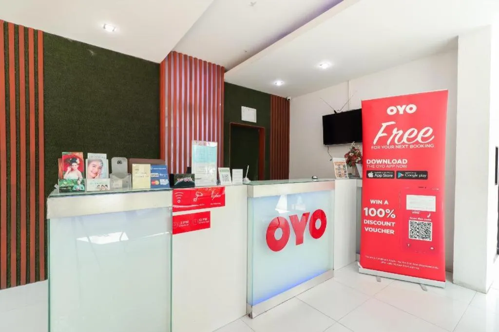 OYO 412 7 Days Hotel