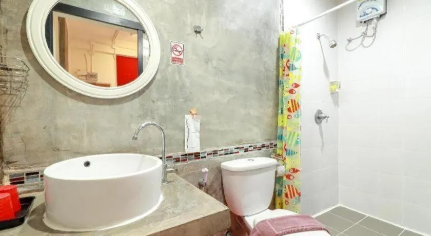 OYO 412 7 Days Hotel