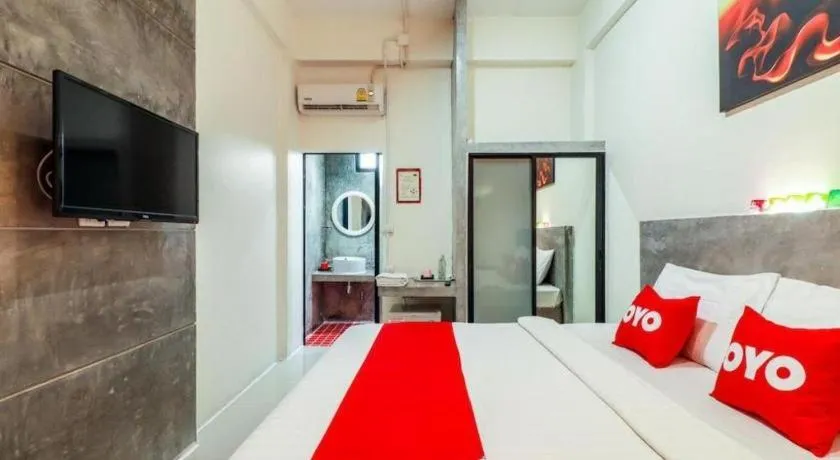 Bed in OYO 412 7 Days Hotel