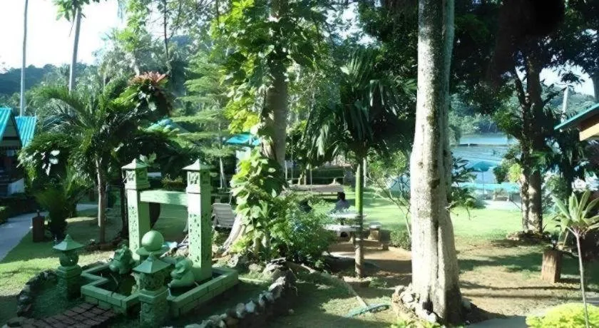 Green Cottage Beach Resort