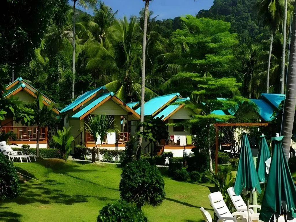 Green Cottage Beach Resort