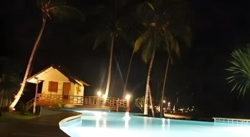 Green Cottage Beach Resort