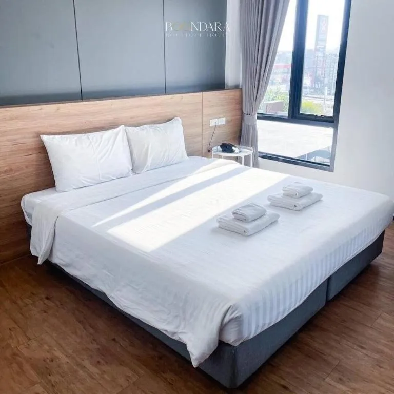 Bed in Boondara Boutique Hotel