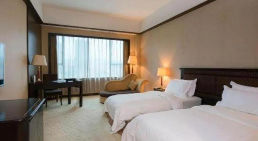 Bed in Metropolitan Hotel