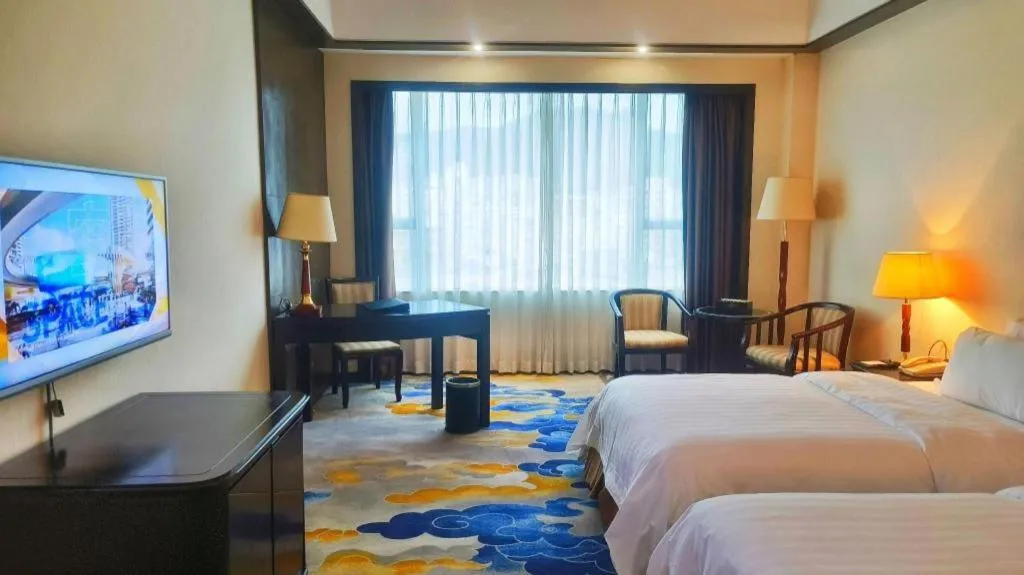 Bed in Metropolitan Hotel