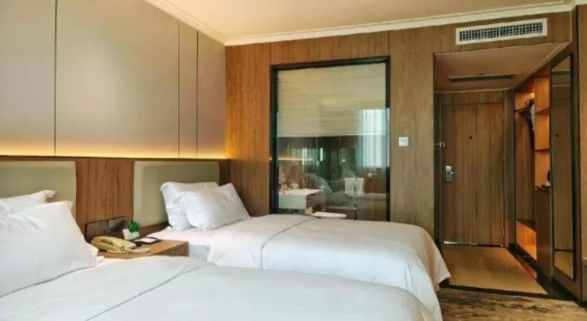 Bed in Metropolitan Hotel