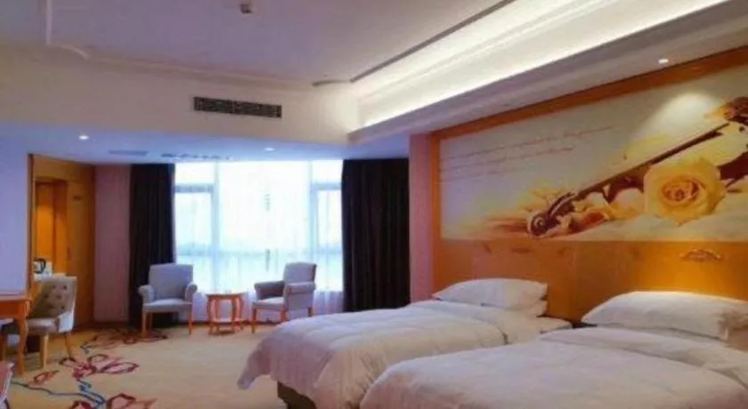 Bed in Vienna Hotel Guangdong Xinyi Jiaoyucheng River View