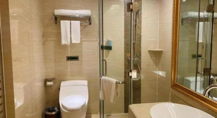 Vienna Hotel Guangdong Xinyi Jiaoyucheng River View