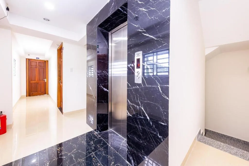 OYO 572 The Wanda Hotel