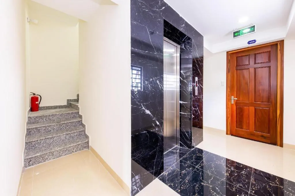 OYO 572 The Wanda Hotel