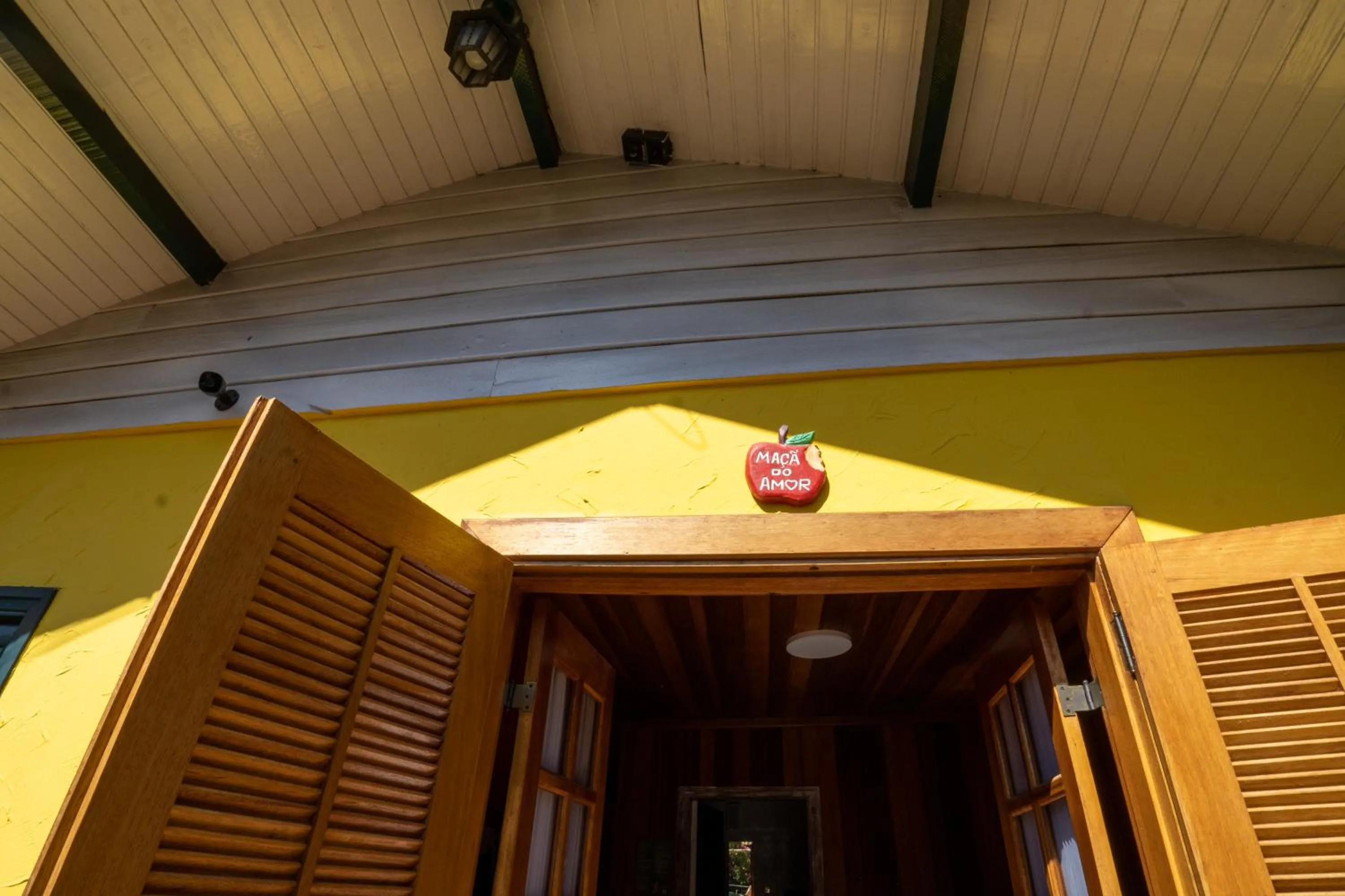 Facade/entrance in Pousada Recanto Ninho Verde Chalés