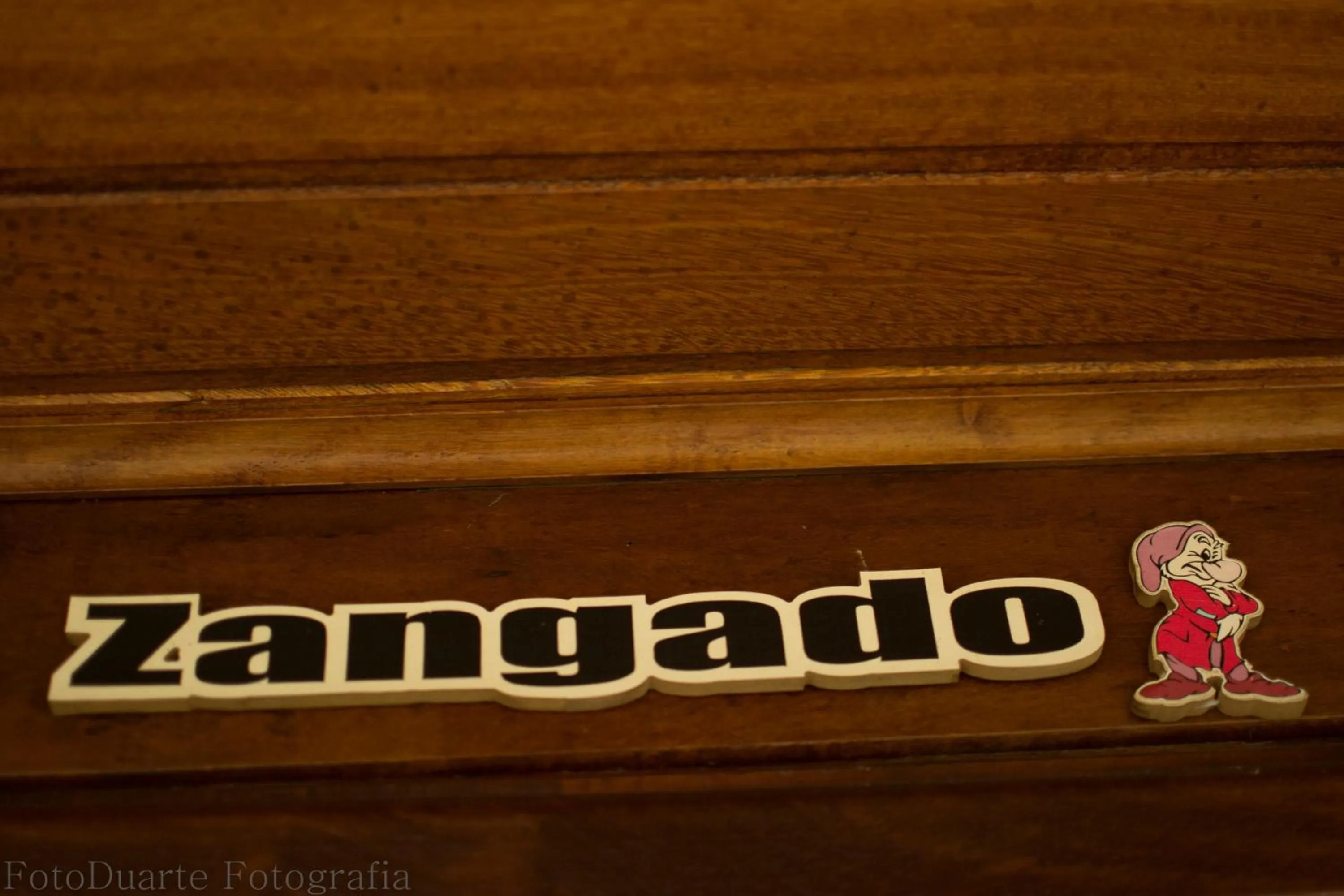 Logo/Certificate/Sign in Pousada Recanto Ninho Verde Chalés