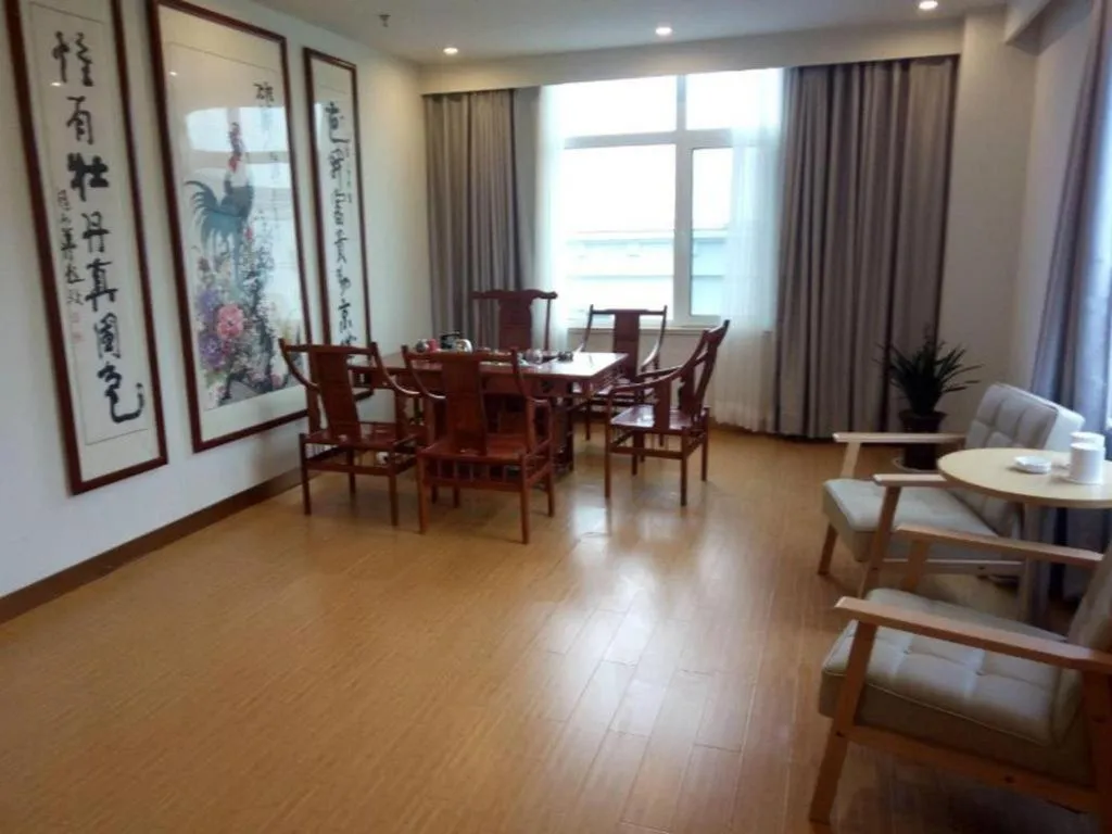 GreenTree Inn Qingdao Jiaozhou Jiaoping Road Express Hotel