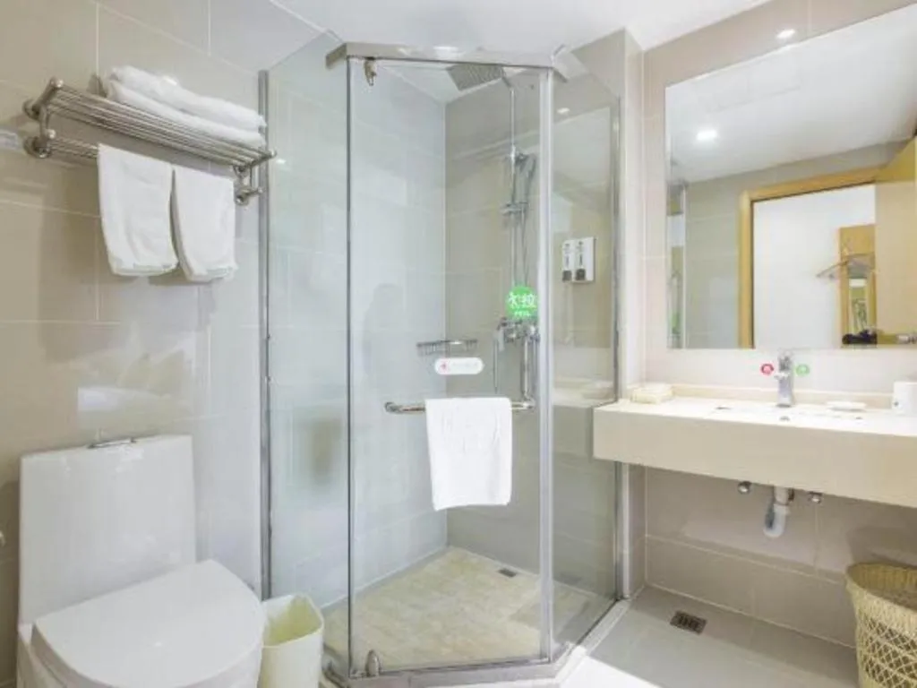 GreenTree Inn Zhangjiagang Yangshe Old Street Stadium