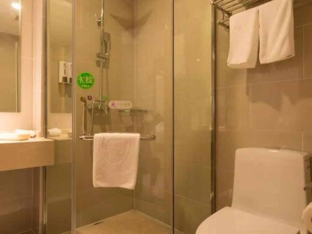 GreenTree Inn Zhangjiagang Yangshe Old Street Stadium