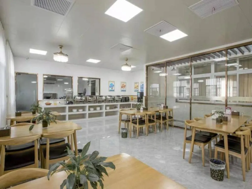 GreenTree Inn Zhangjiagang Yangshe Old Street Stadium