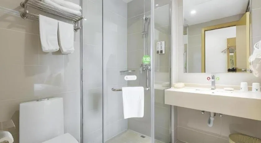 GreenTree Inn Zhangjiagang Yangshe Old Street Stadium