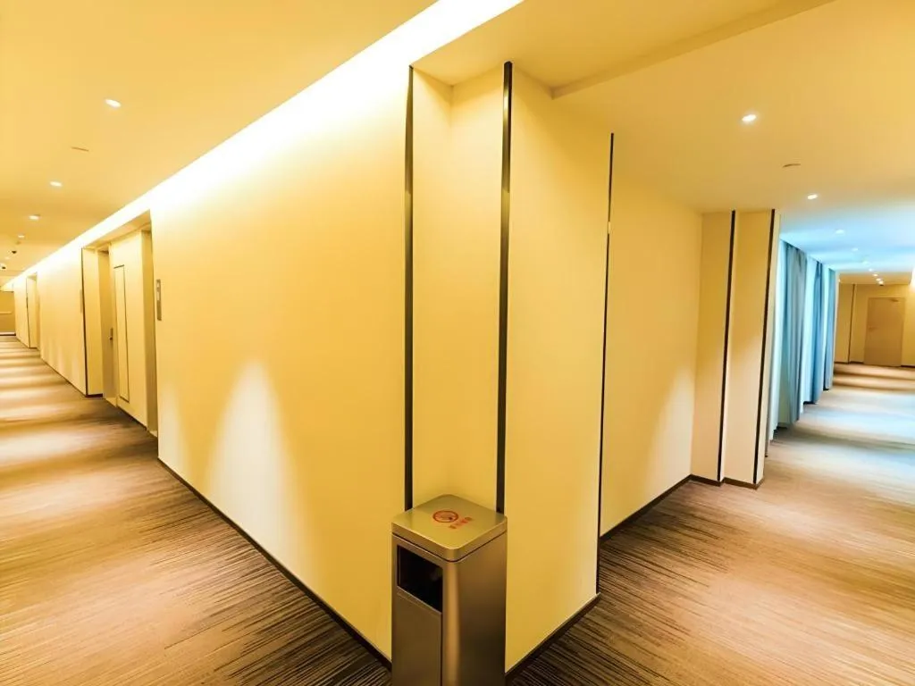 GYA Shanghai Jiangpu Hotel