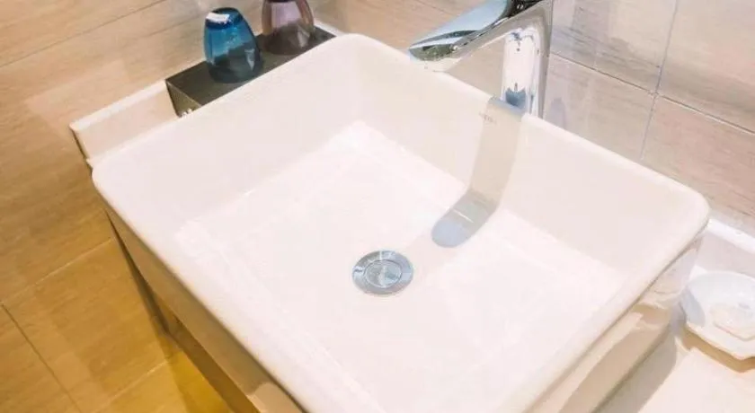 GYA Shanghai Jiangpu Hotel