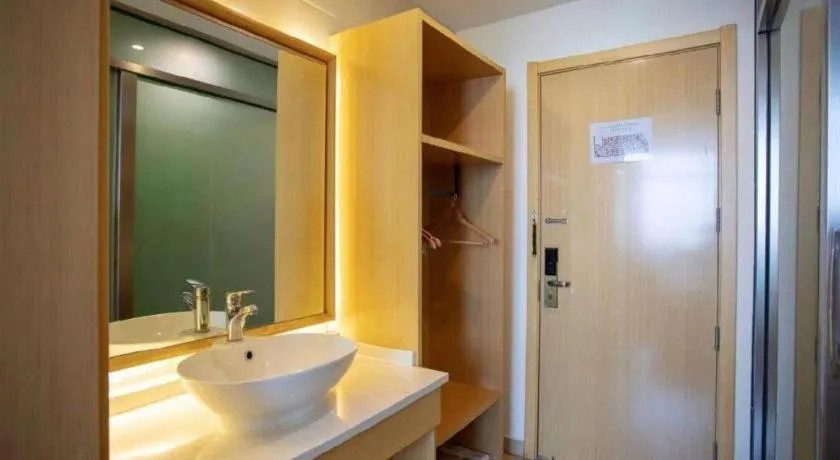 GreenTree Inn Shanghai National Convention and Exhibition Center Huaxiang Road