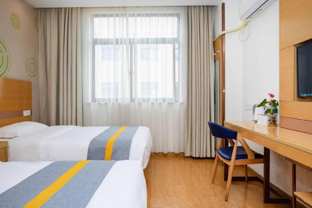 Bed in GreenTree Inn Shanghai National Convention and Exhibition Center Huaxiang Road