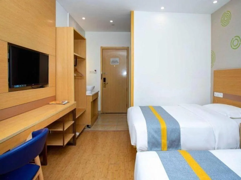 Bed in GreenTree Inn Shanghai National Convention and Exhibition Center Huaxiang Road