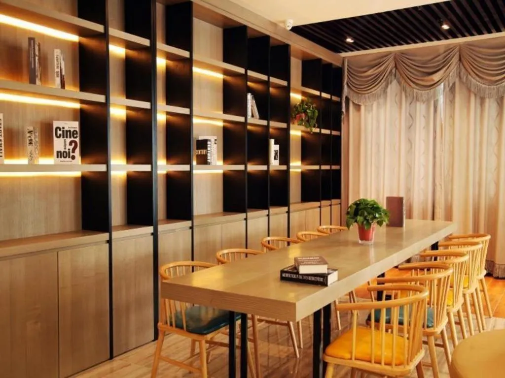 GYA Langfang City Government Hotel