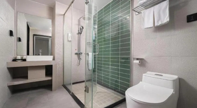 GreenTree Inn Haikou City Wuzhishan Road