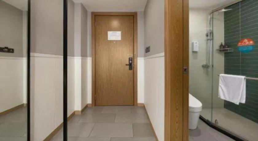 GreenTree Inn Haikou City Wuzhishan Road