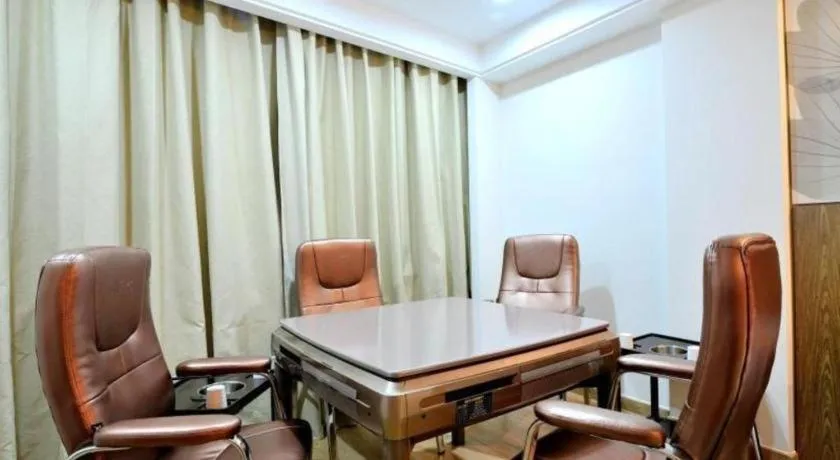 GreenTree Inn Haikou City Wuzhishan Road