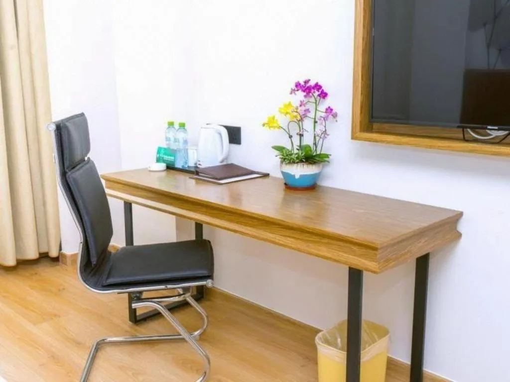 GreenTree Inn Haikou City Wuzhishan Road