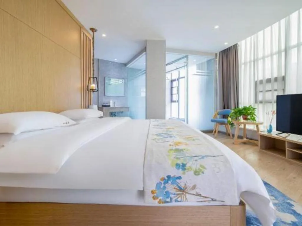 Bed in VX Dali Erhai Park Seascape Hotel